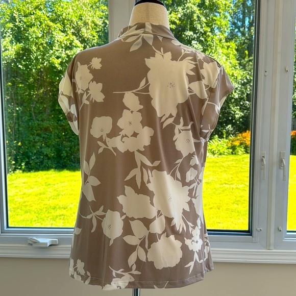 ADRIENBE VITTADINI COWEL NECK TOP in beige and cream. Size L - Picture 3 of 6